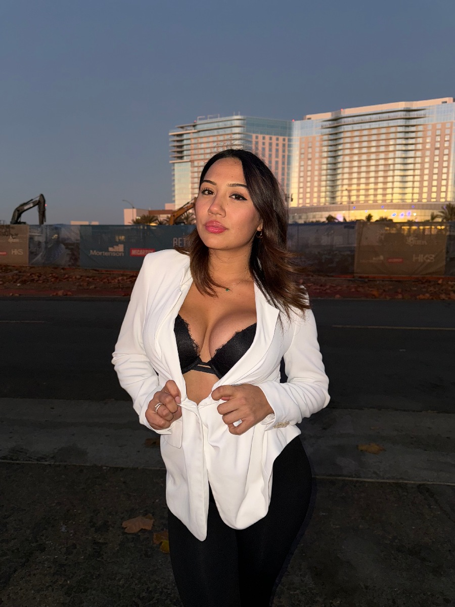 Take a pause and enjoy Ali Cruz — streaming from Johor Baru